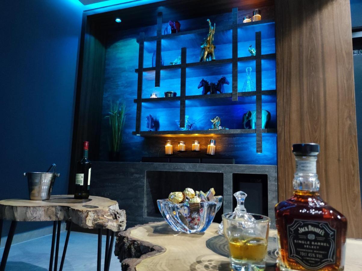 Appartement Smart Luxury Penthouse - Private Sauna, Hot-tub, Cinema At The Location In Skopje