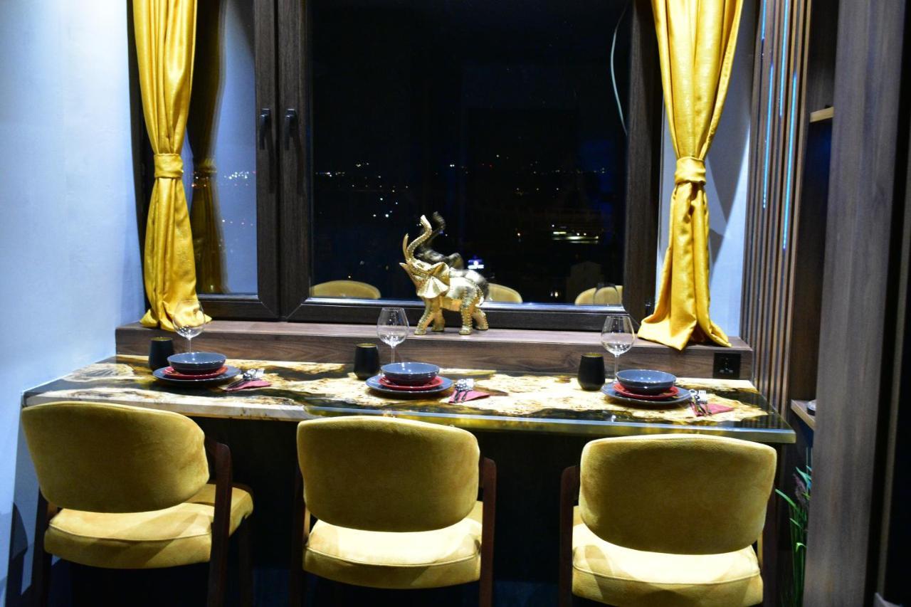 Appartement Smart Luxury Penthouse - Private Sauna, Hot-tub, Cinema At The Location In