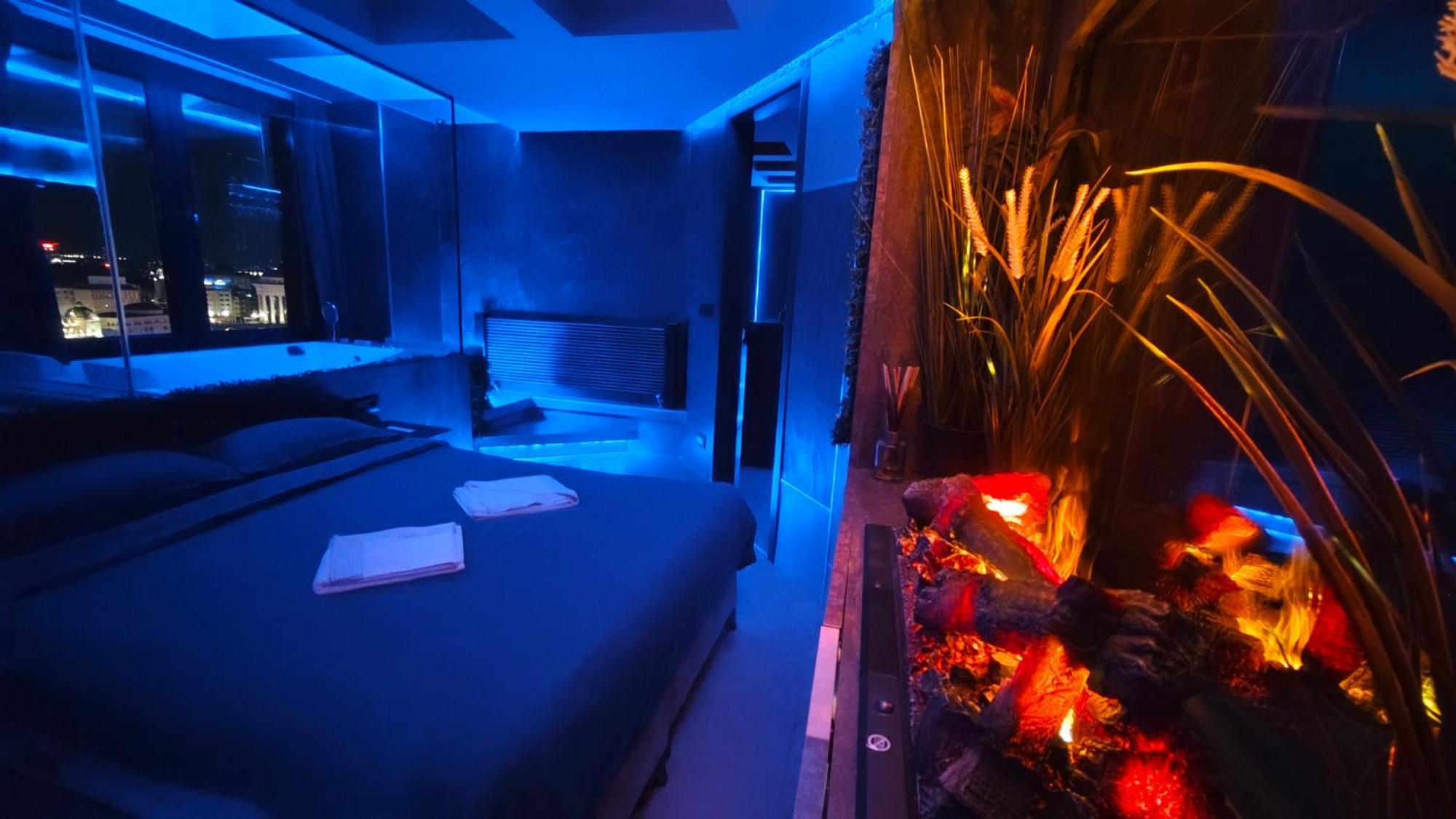 Smart Luxury Penthouse - Private Sauna, Hot-tub, Cinema At The Location In Appartement Skopje