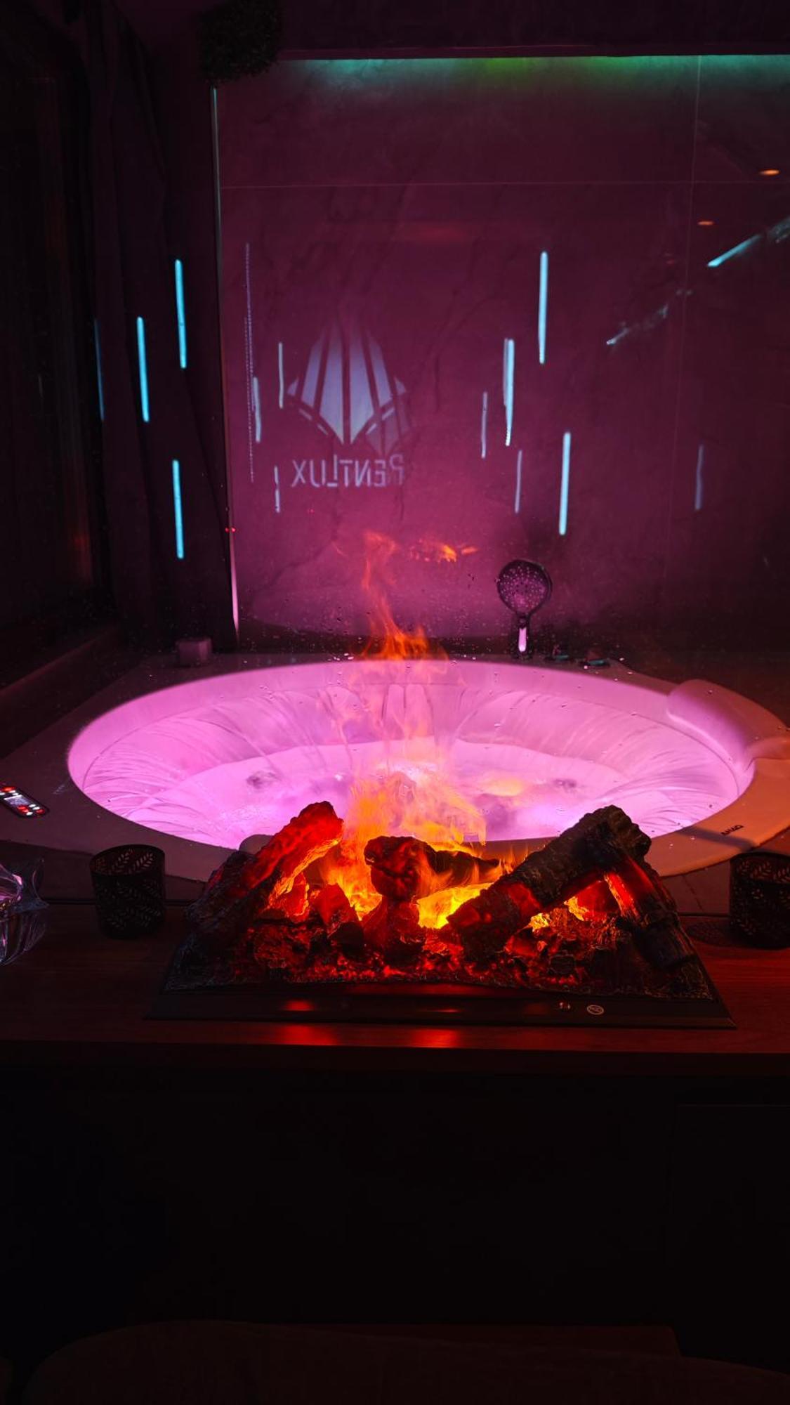 Smart Luxury Penthouse - Private Sauna, Hot-tub, Cinema At The Location In * Skopje